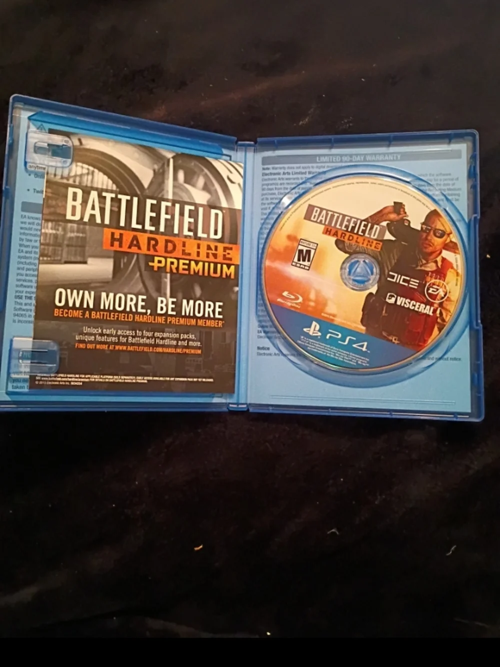 Battlefield Hardline PlayStation 4 game in good condition.